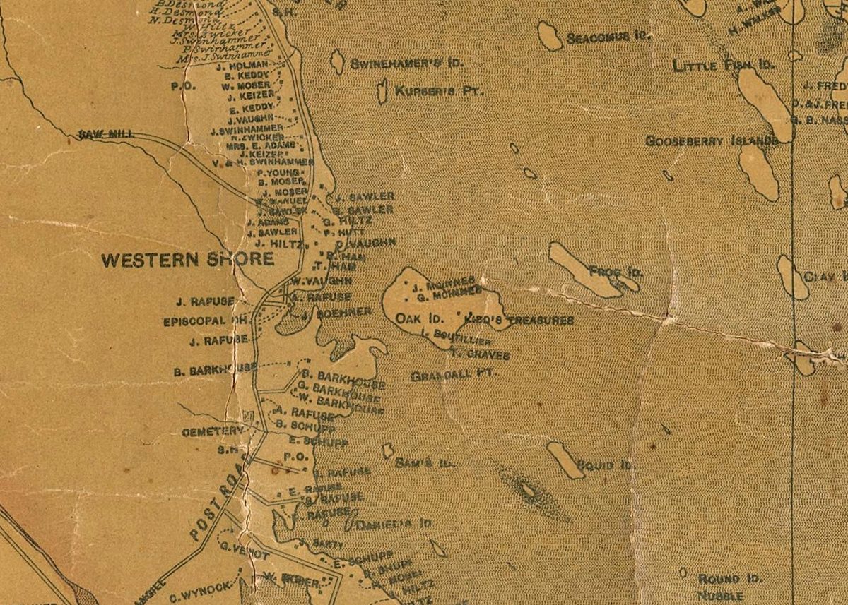 Part of an old engraved county map: Oak Island, labelled Oak Id., with owners' names on its lots and the words Kidd's Treasures printed on its east side.